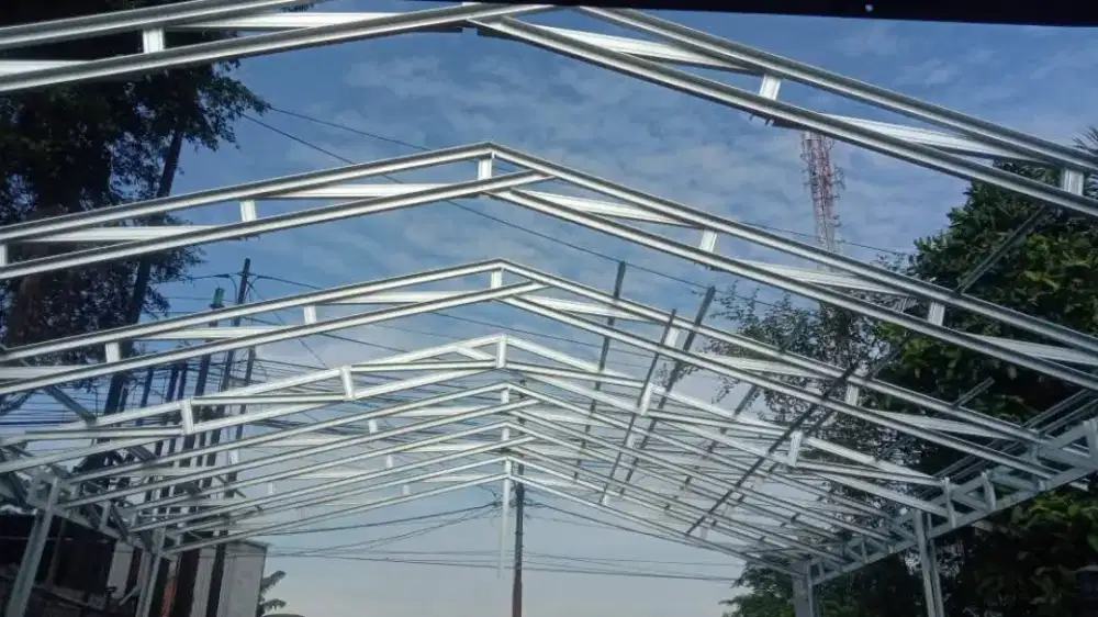 Kontruksi baja ringan berkualitas sni