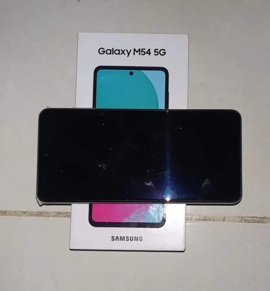 SAMSUNG M54 SILVER Istimewa