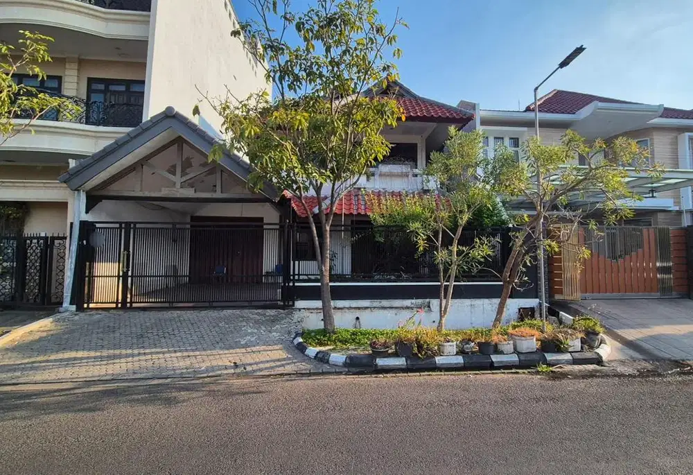 Dijual Rumah Hitung Tanah di Sutorejo Prima Jalan Kembar