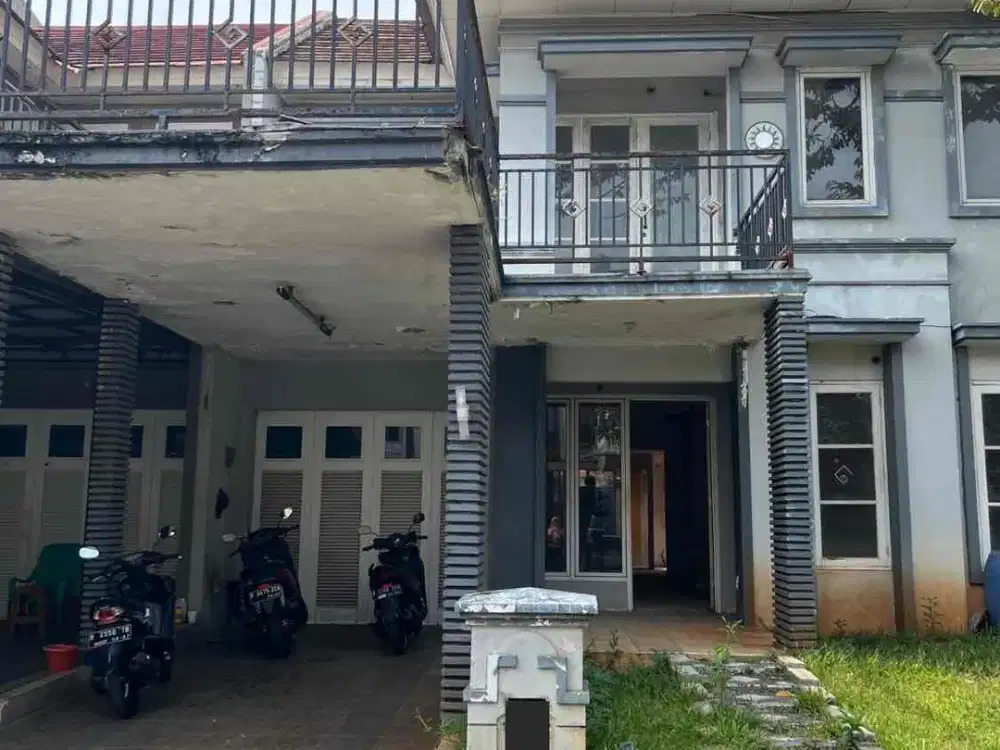 Rumah dijual di Legenda Wisata Cibubur