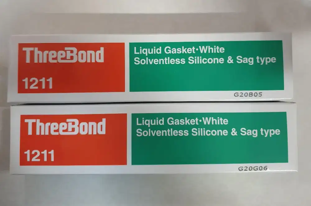 Threebond 1211 (Liquid Gasket)