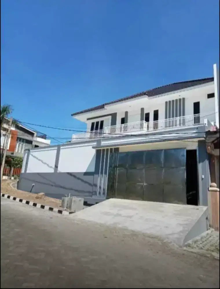 Rumah Baru Hook Jalan Kembar Lembah Dieng Bisa Tukar Ruko/Tanah/Gudang