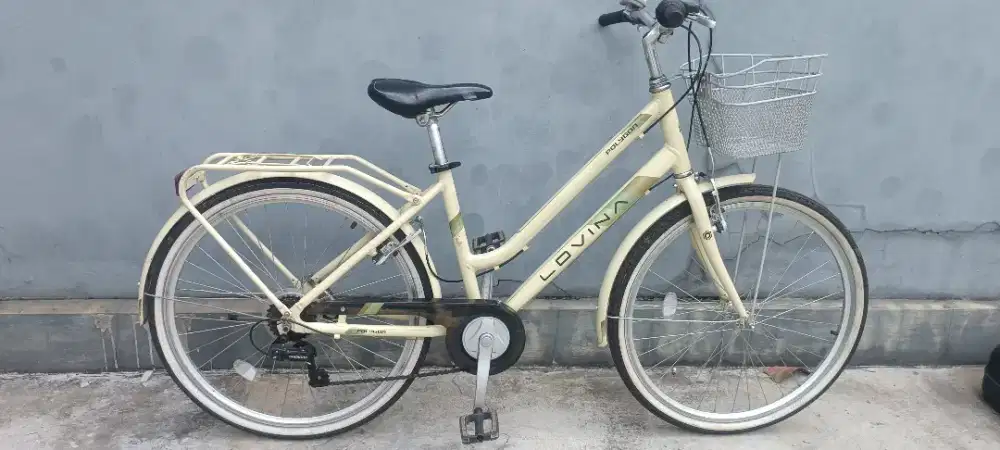 Sepeda mini Polygon Lovina