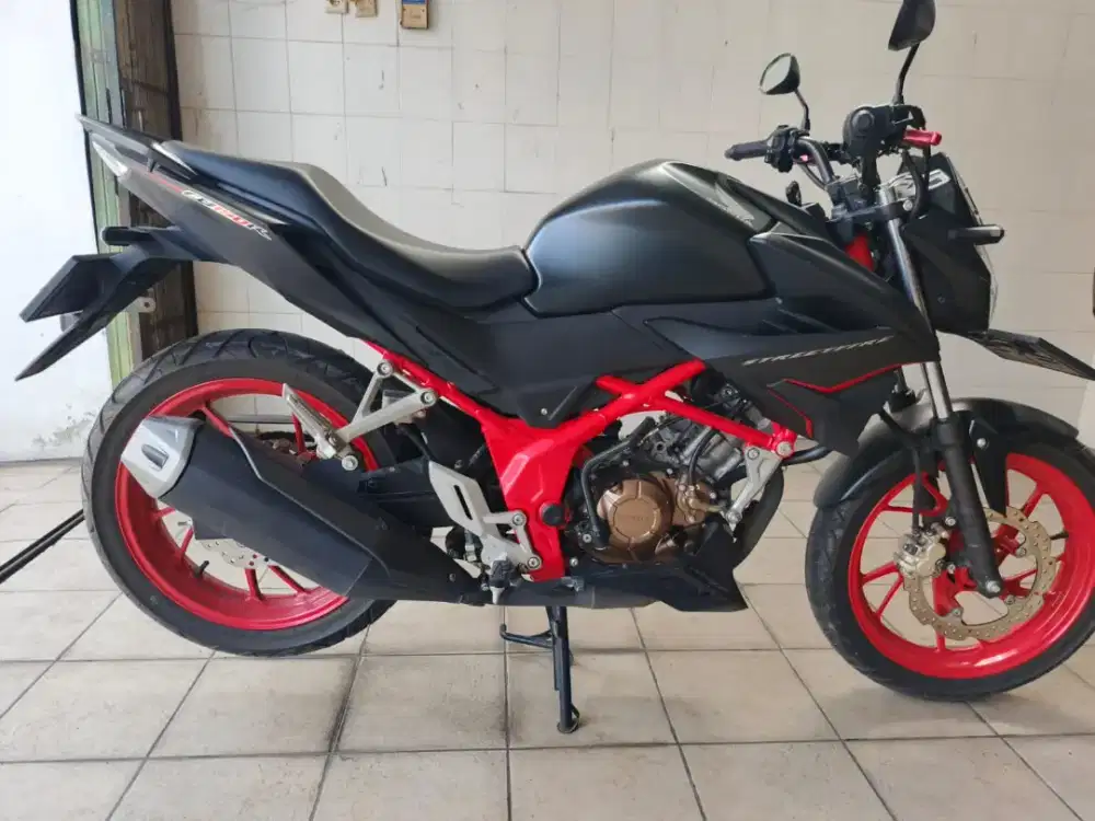 Honda CB 150 Streetfire 2020 mulus