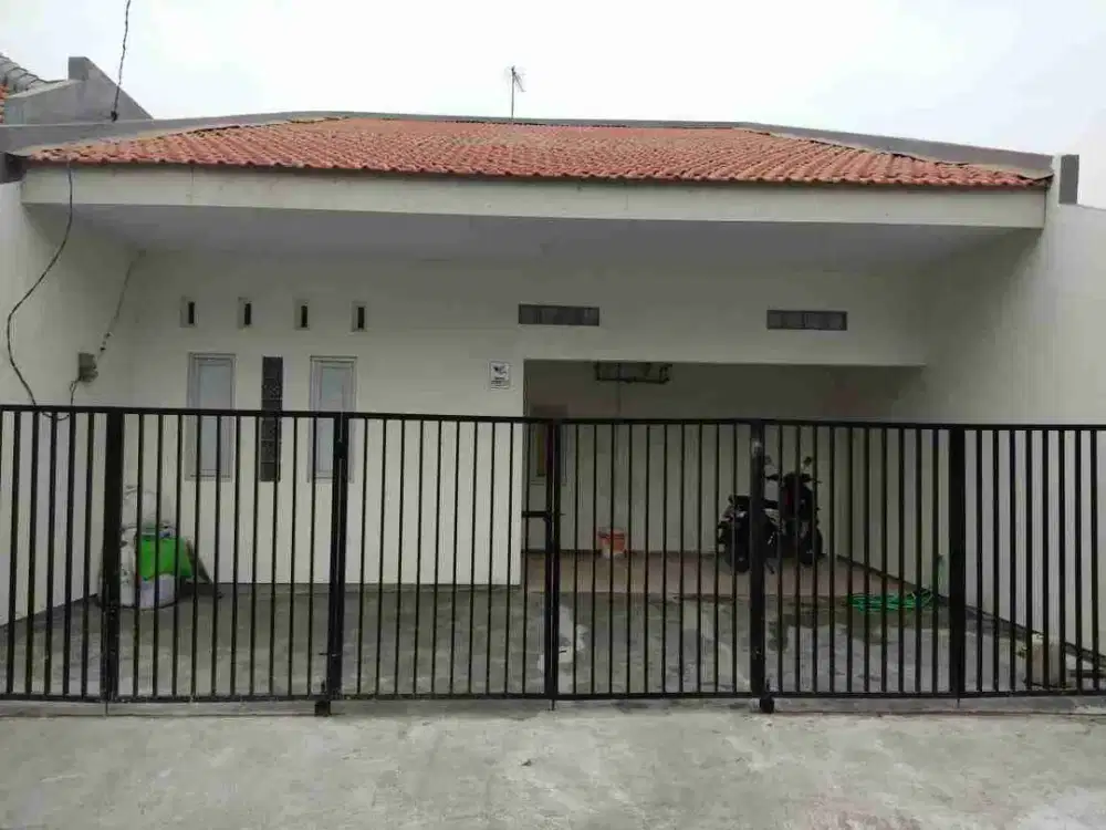 DIJUAL RUMAH SECOND FULL RENOVASI TERMURAH DI NGAGEL KEC. BRATANG