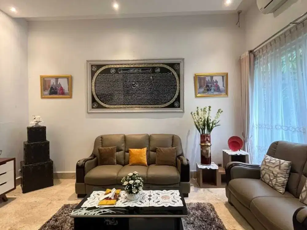 DIJUAL RUMAH PREMIUM 3 LANTAI MURAH KOLAM RENANG BGH SENTUL CITY SSR750 A2