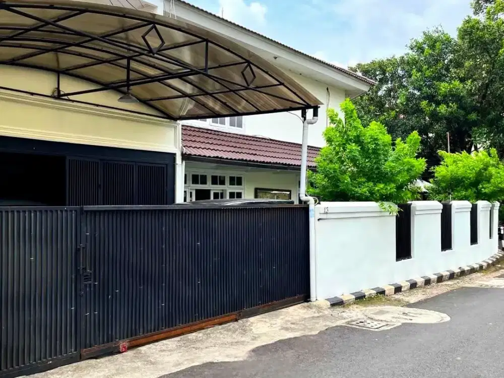 TURUN HARGA! NEGO! Rumah Dijual Cipete. Komplek, Dkt Cipete Raya