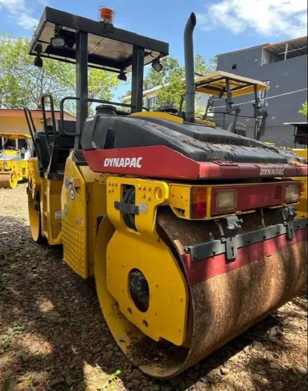 Dijual Tandem Roller Dynapac CC222HF ex Import Tahun 2025