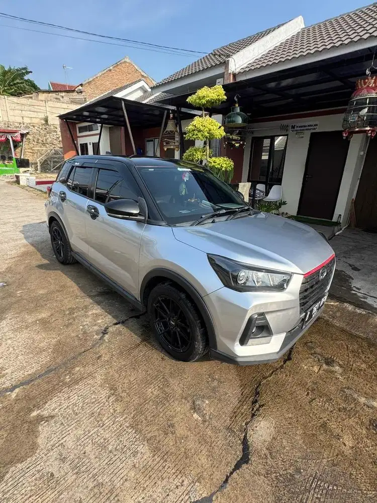 Dijual Mobil Daihatsu Rocky 1.2 M Manual Nego
