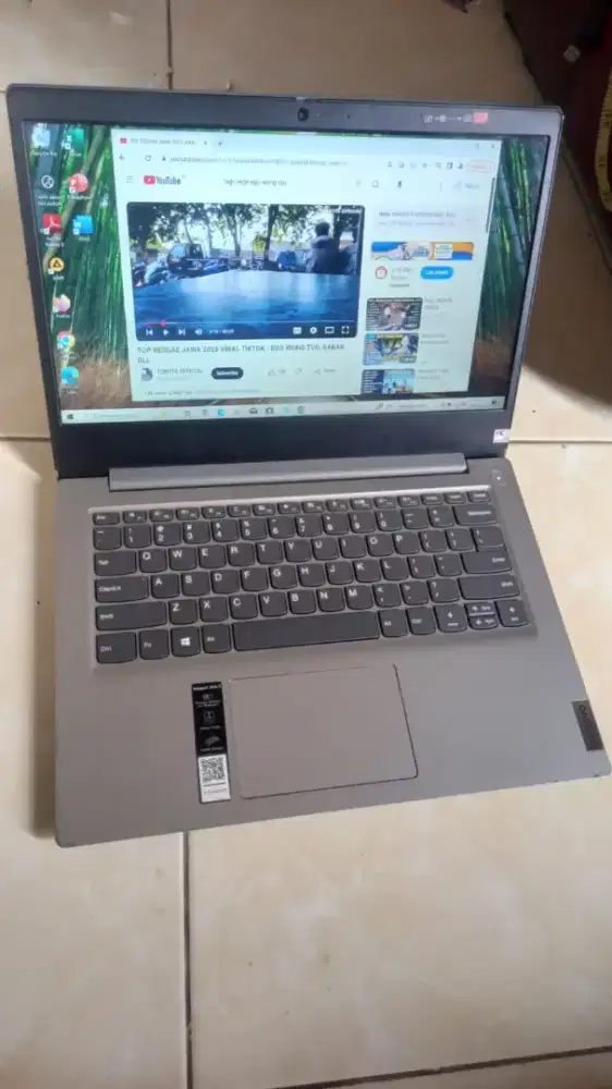 Laptop lenovo slim3