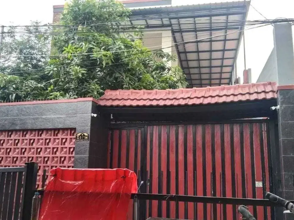 Tengah Kota Kost Aktif Bendul Merisi Surabaya