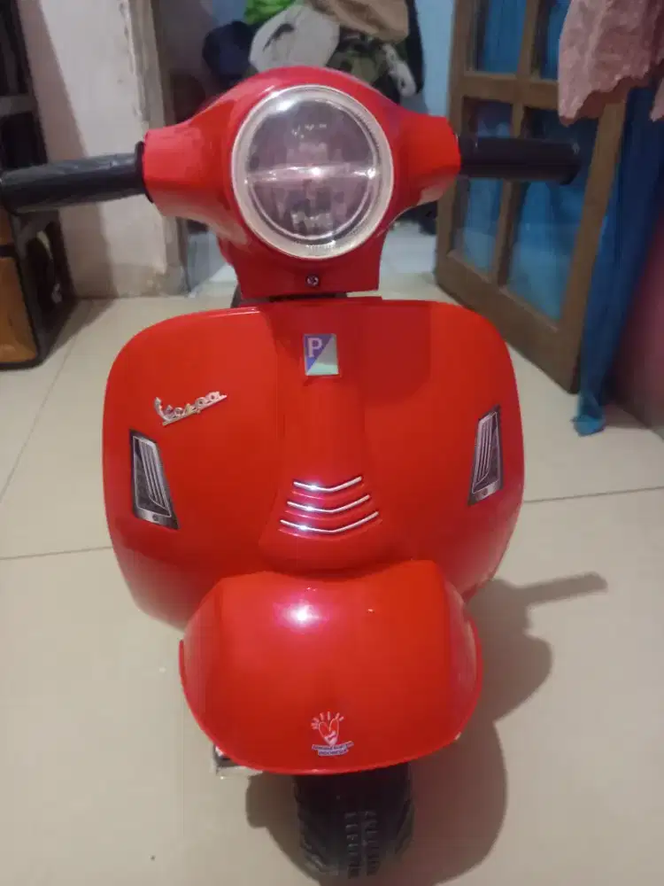 Motor motoran anak vespa matic