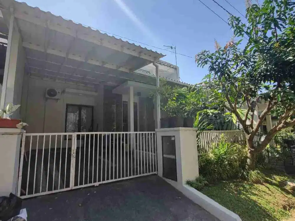 TURUN HARGA dijual murah rumah semi furnish di villa puncak tidar malang