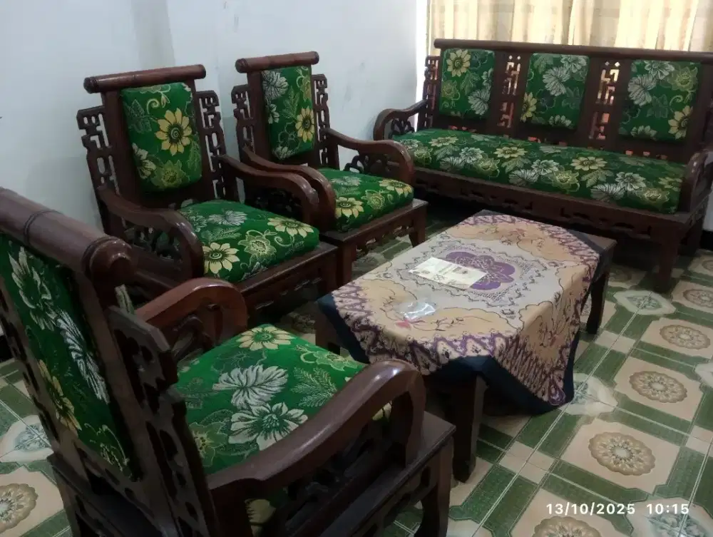 SET MEJA KURSI JATI ANTIK BELANDA