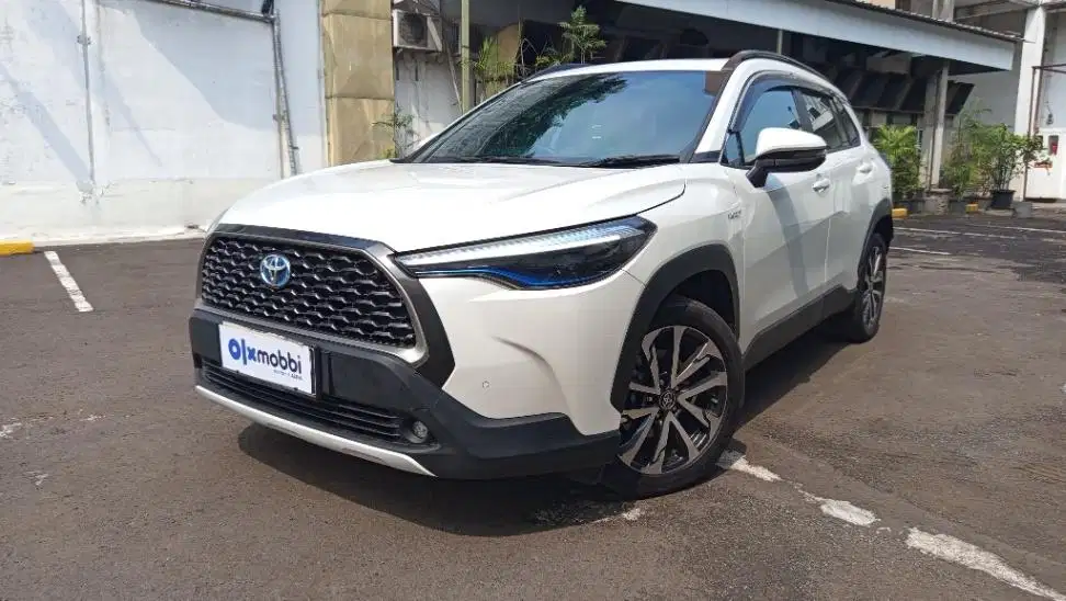 DP Rendah  13JT Toyota Corolla 1.8 Hybrid-AT 2020 Putih