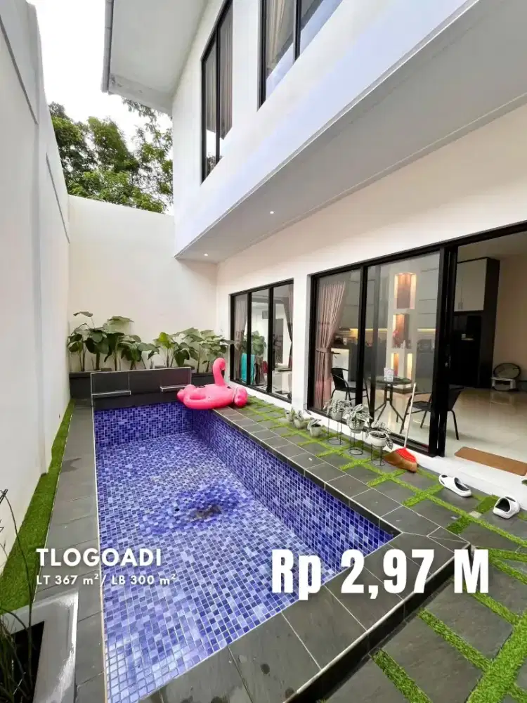 Dijual Rumah Mewah dengan Kolam Renang di Tlogoadi