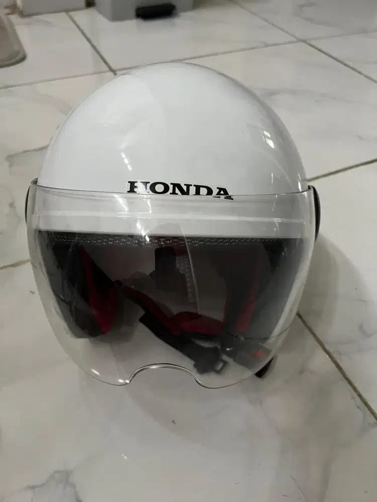 Helm honda scoopy