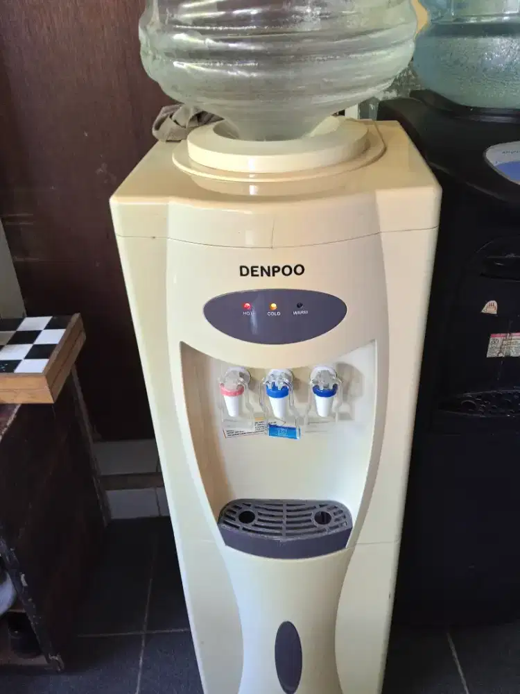 Dispenser DENPOO