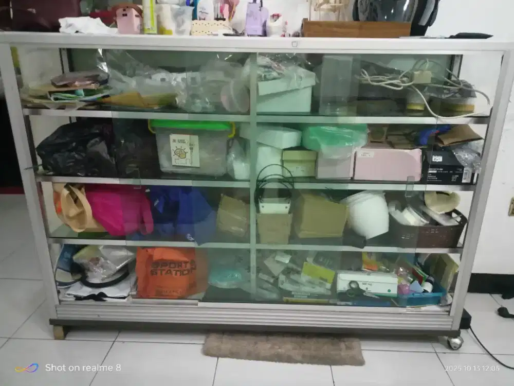 Etalase toko ukuran 150*40
