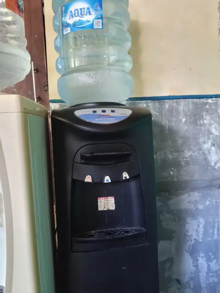 Dispenser SANKEN panas ,dingin