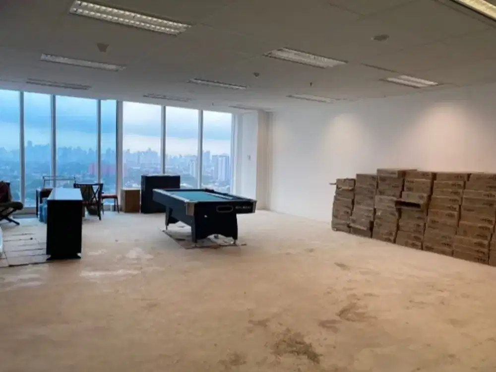 SEWA KANTOR DI JAKARTA SELATAN TB  SIMATUPANG  104M2 BARE 145K NEGO
