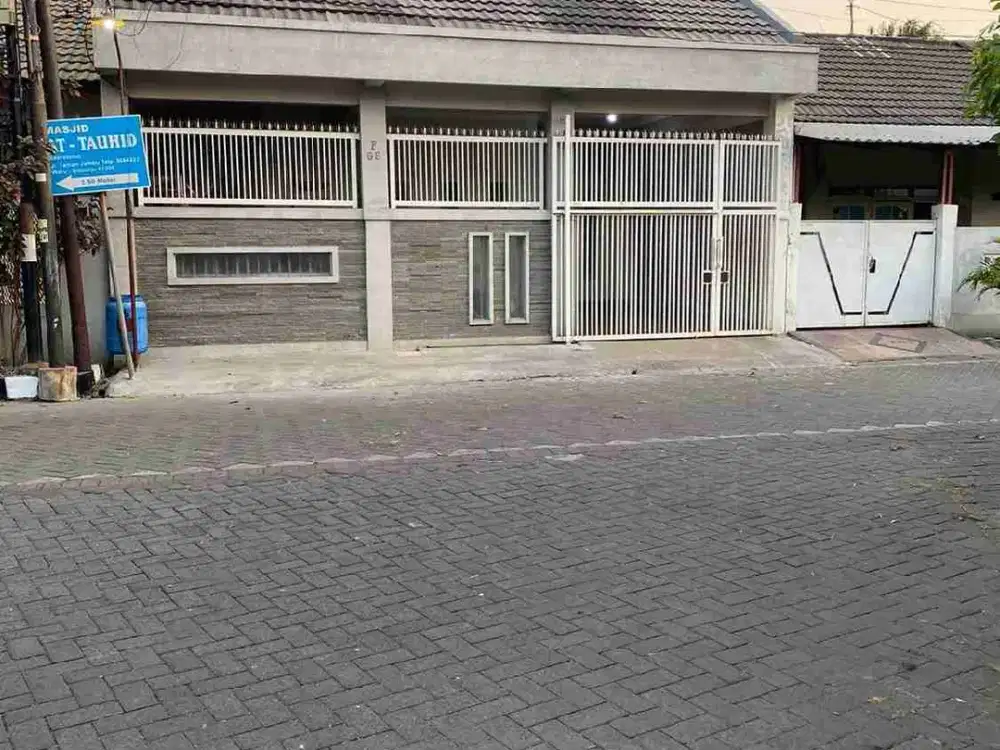 Dijual Rumah Pondok Tjandra Indah Desain Minimalis Modern 1,5 lantai