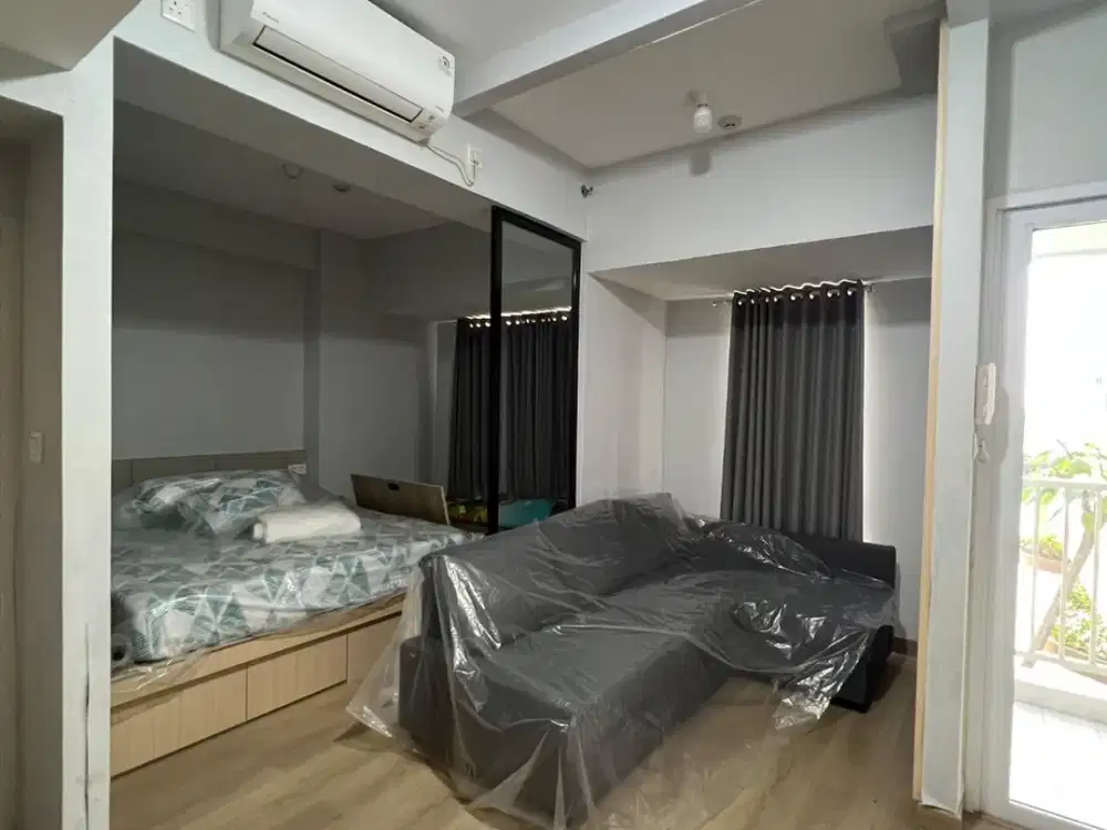 Dijual Apartemen Tokyo Riverside 2 br 36m²  (dinding kamar di jebol jd  studio) Low Zone Furnish (ada WH, sofa bed) 565 JT