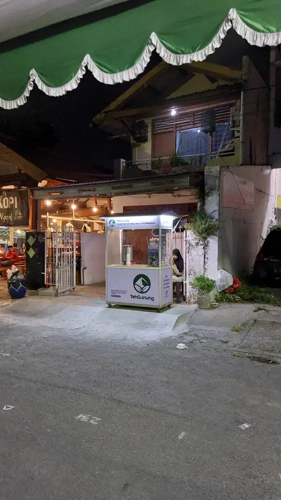 booth rombong es teh