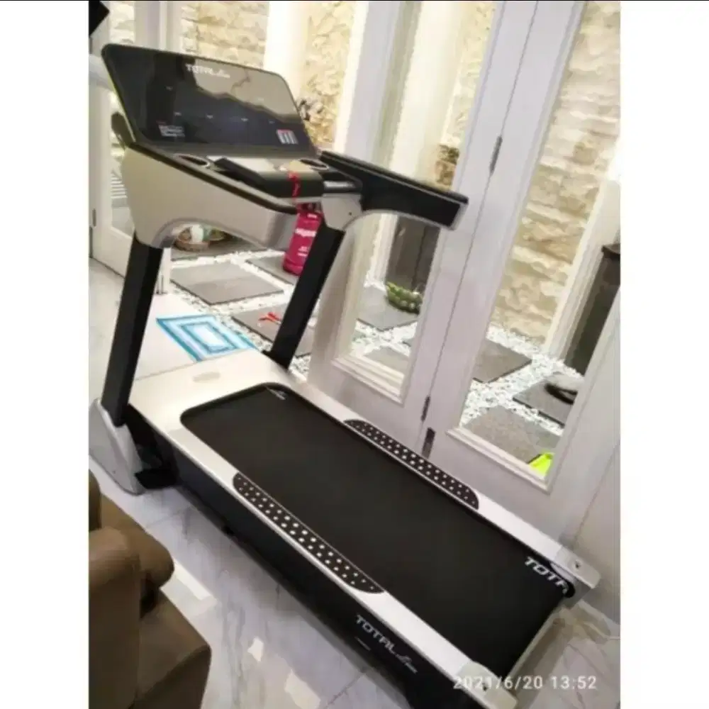 Treadmill Elektrik TL166 Total Fitness plus