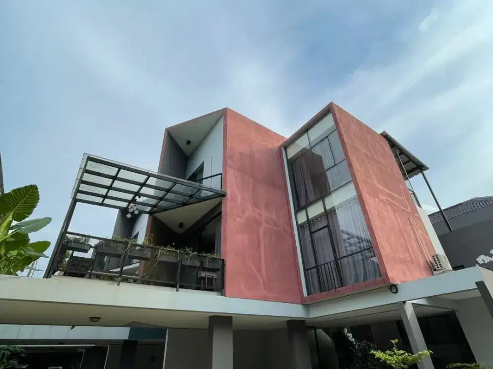 dijual rumah di LB Bulus jaksel lokasi strategis dekat dengan MRT dan mall Citos