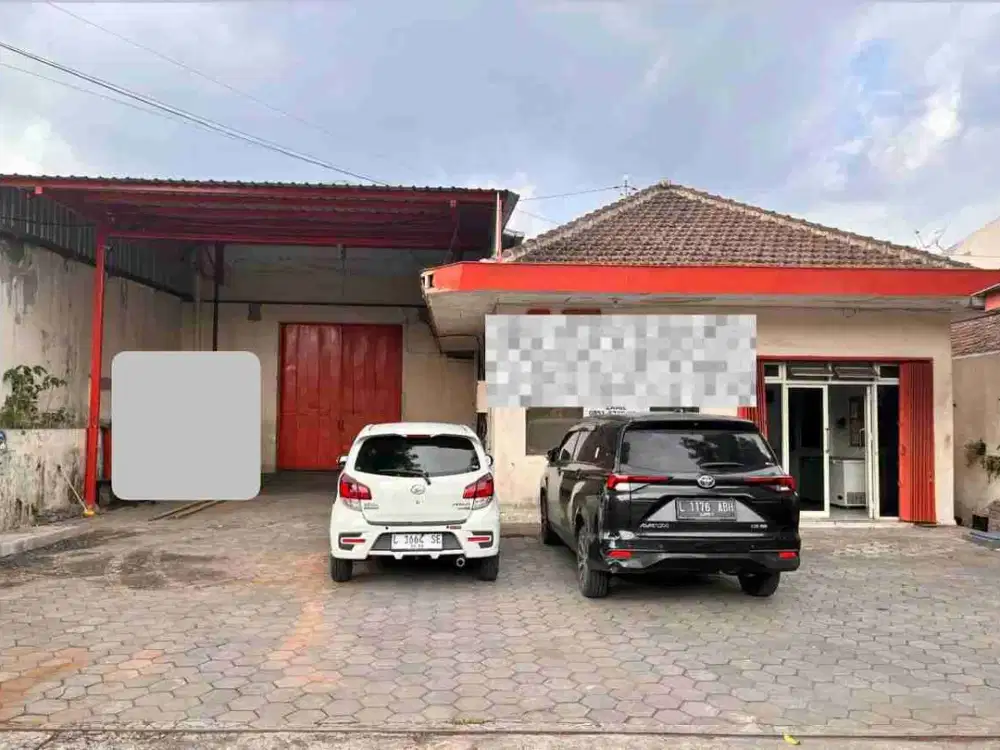 Dijual Gudang ada lemari frozennya daerah blimbing malang 0 jalan raya