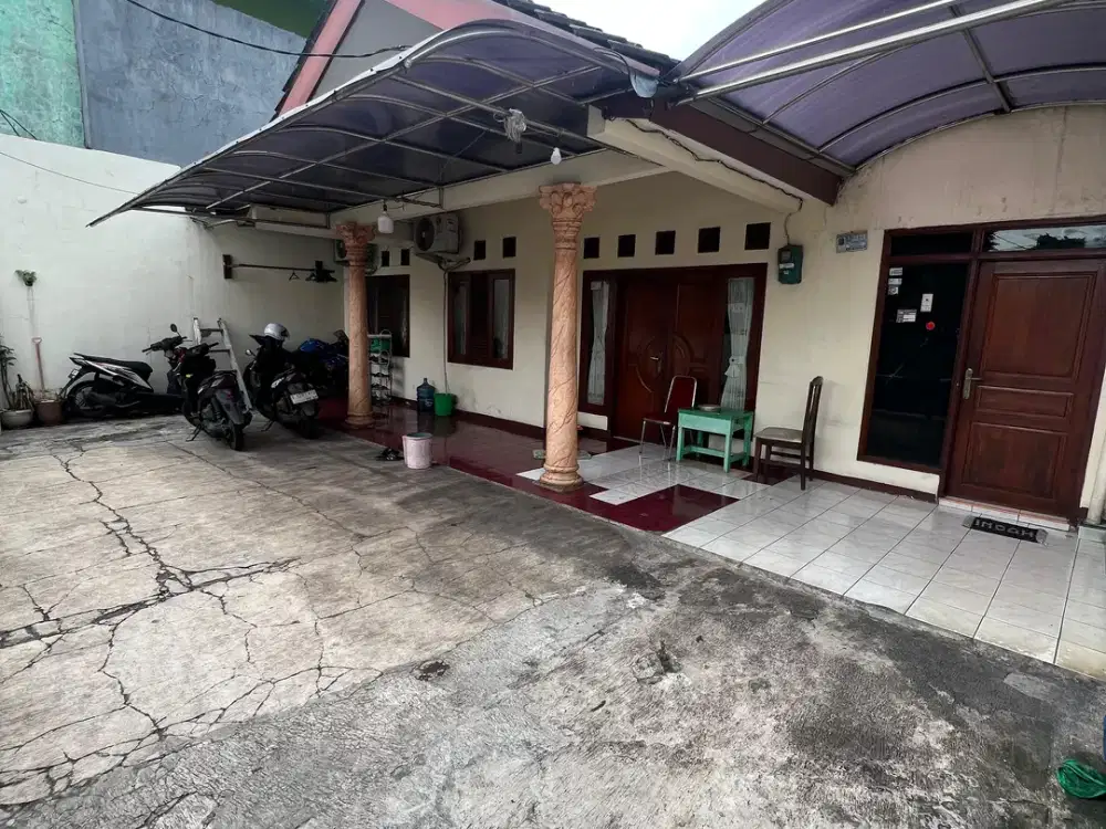 Rumah Lama Dalam Perum Jatibening Baru Bekasi