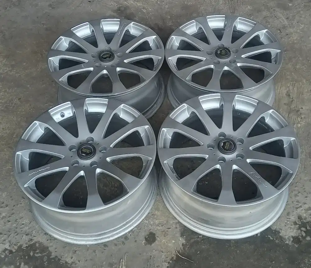 Velg cosmic japan ring 18 pcd 5x114