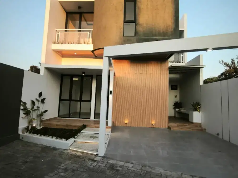 RUMAH MODERN 2 LANTAI SIAP HUNI DEKAT KOMPLEK PEMDA SLEMAN