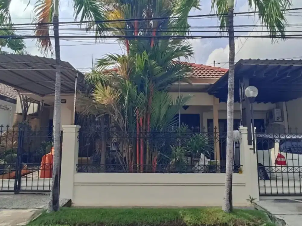 Rumah Asri Terawat Siap Huni di Manyar Indah, Surabaya