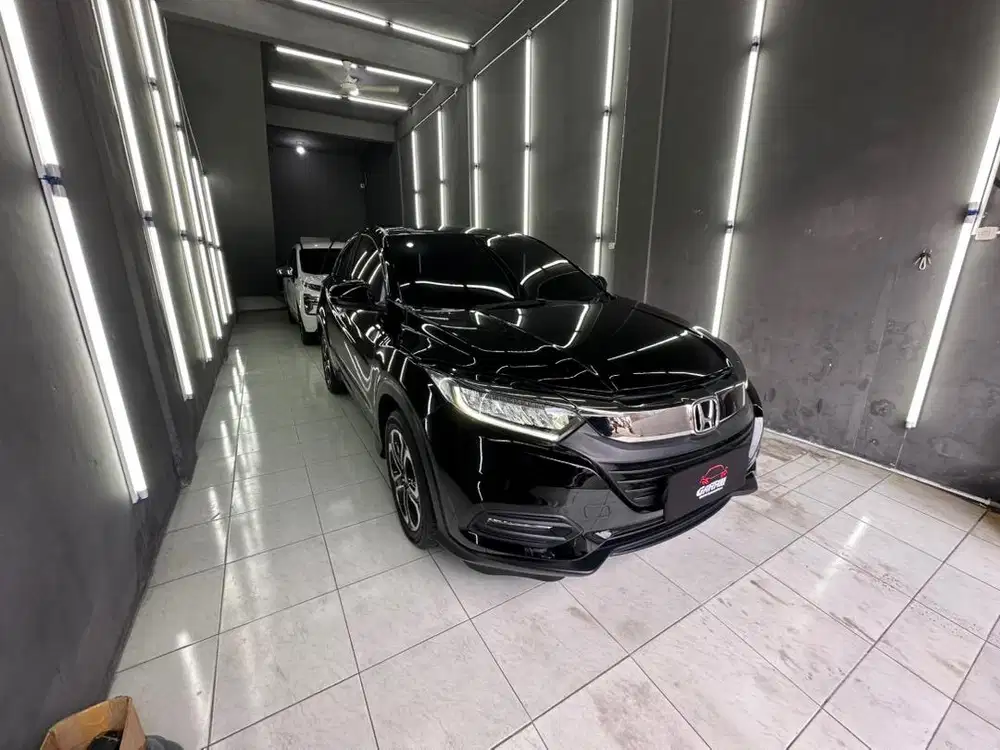 [ODO 8.xxx] HRV SE MATIC 2019 HITAM WRV BRV YARIS JAZZ XPANDER CROSS