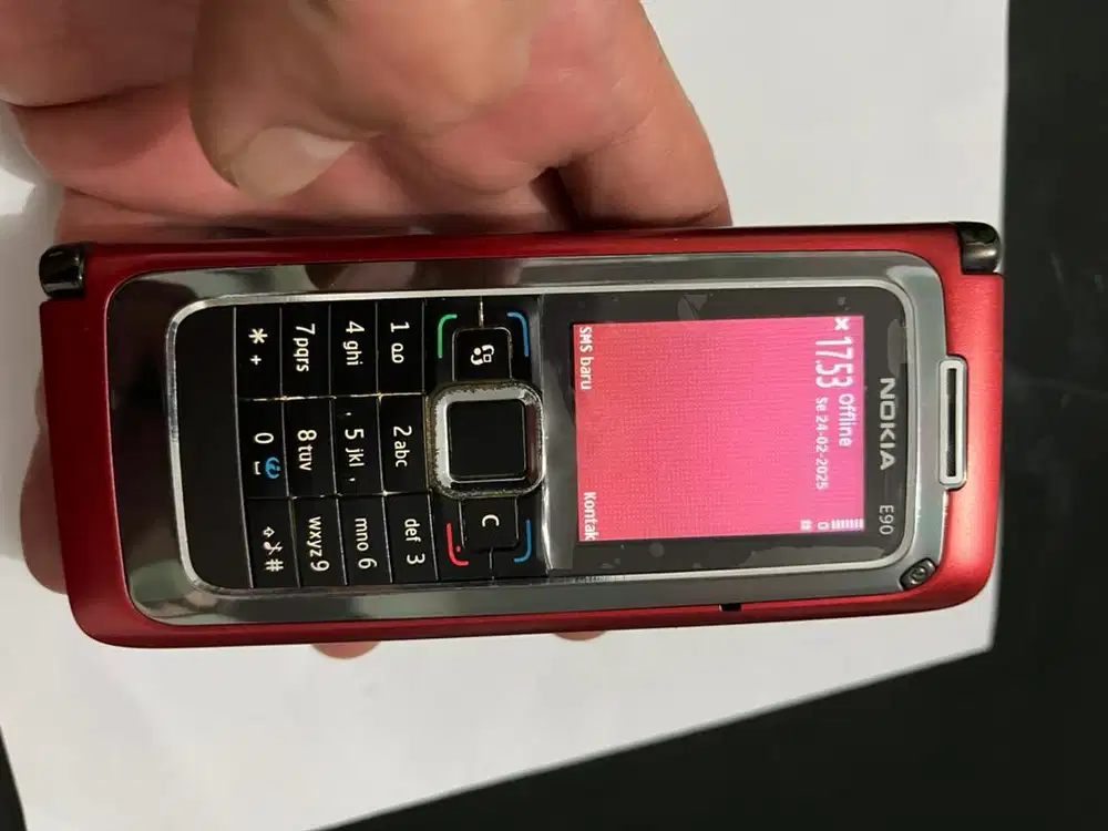 HP Jadul Nokia e90