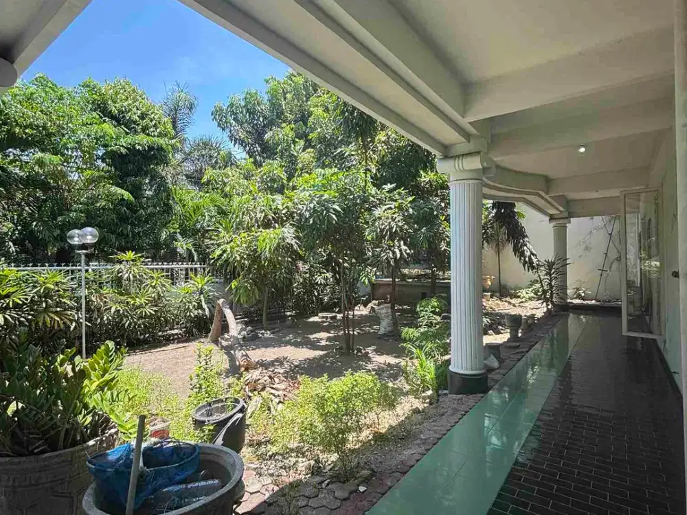 Dijual Rumah Second Raya Merr Cocok untuk Komersial Area Surabaya