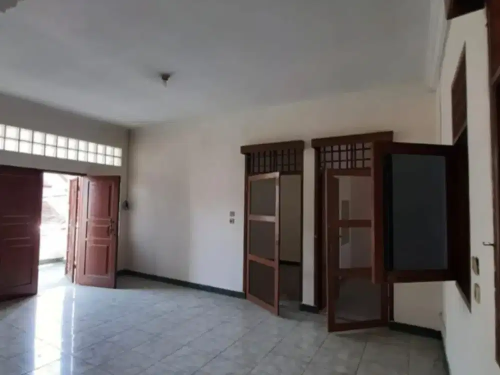Dijual Cepat Rumah Siap Huni Di Taman Kopo Indah 1