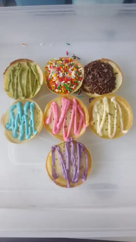 Berjualan martabak manis keliling