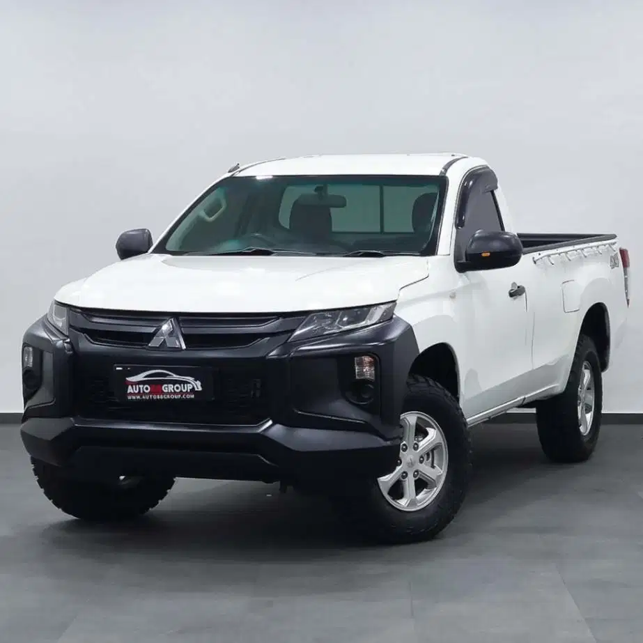 MITSUBISHI NEW TRITON (PUTIH) TYPE SC HDX SC 2.5 M/T 4x4 (2022)