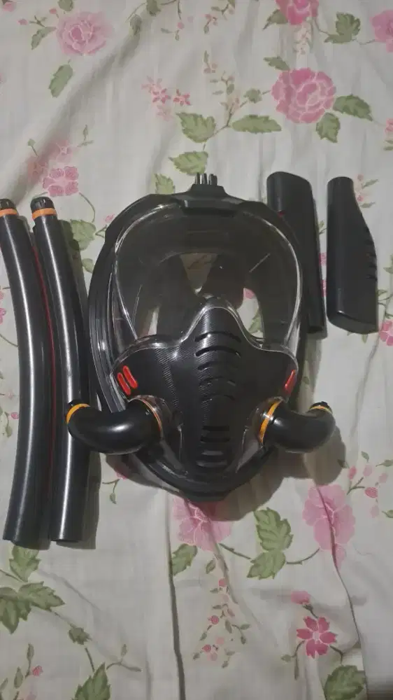 Mask snorkeling dpakai baru sekali