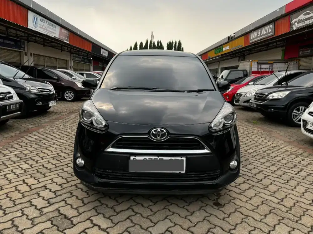 TOYOTA SIENTA G AT 2017 LOW KM 80RB