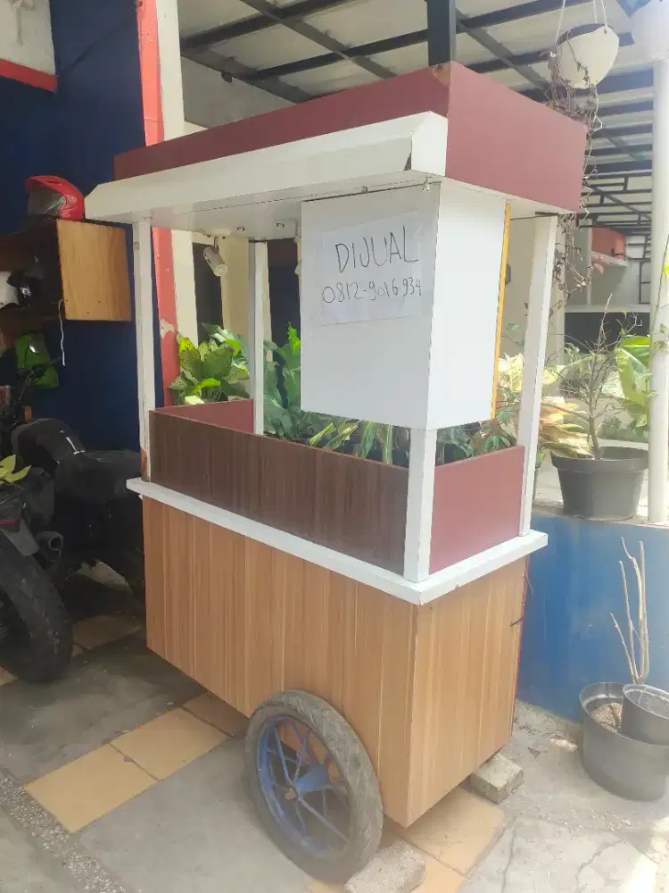 Gerobak usaha 3 roda dan 1 kompor