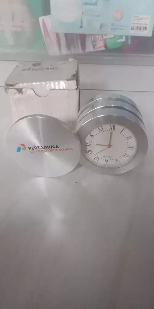 Jual jam meja unik