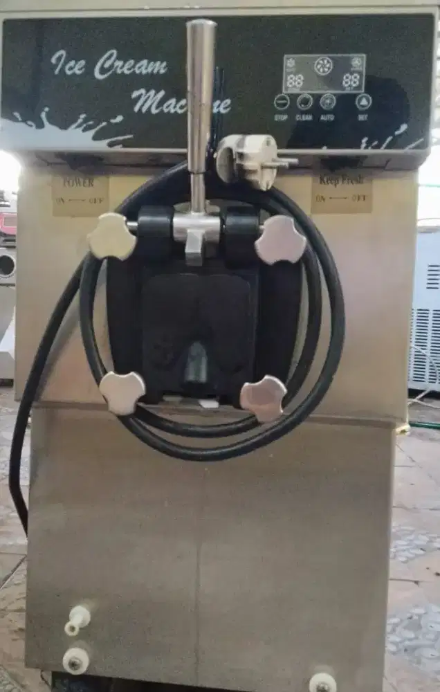 Mesin es krim/ice cream soft 1tuas gea