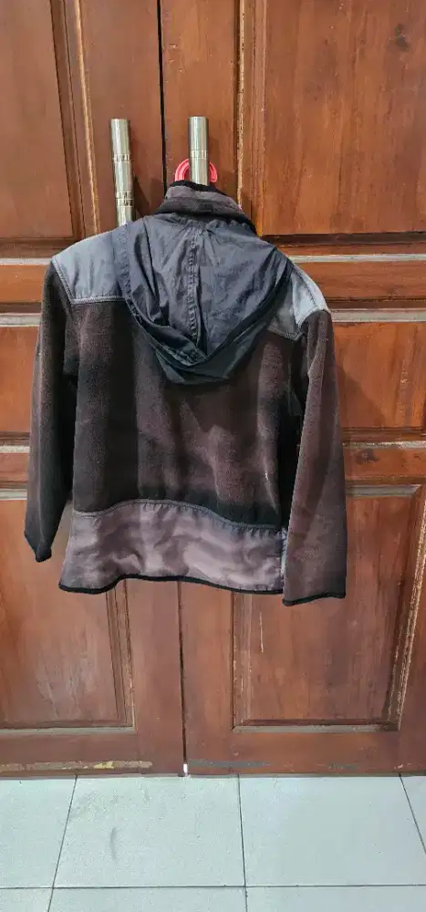 Jaket tebal dan hangat untuk cowok