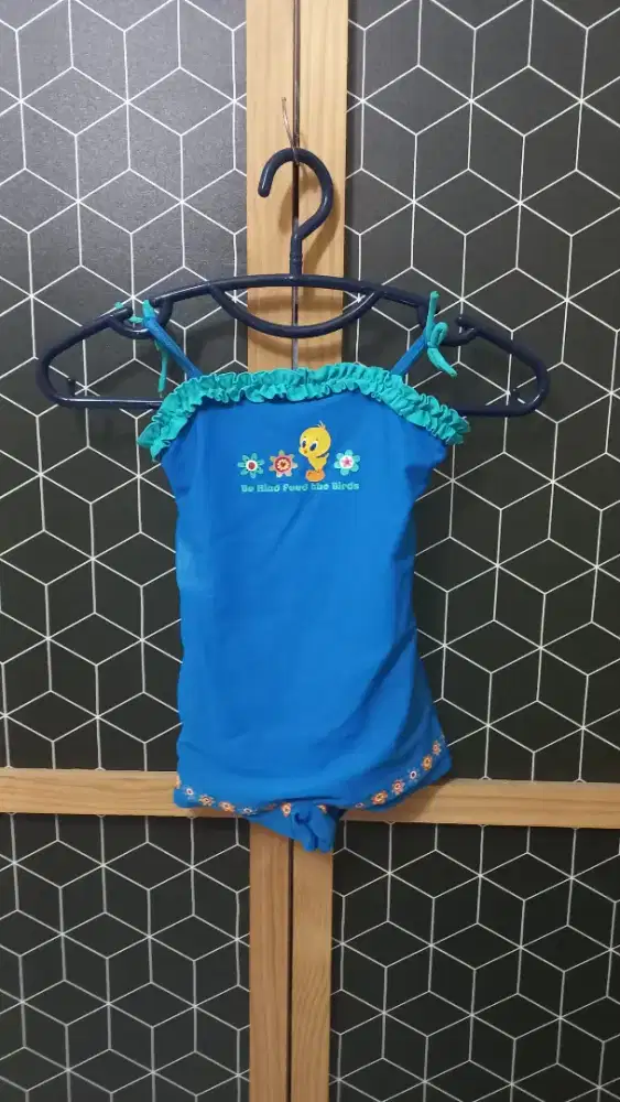 Baju renang anak perempuan usia 2-3 tahun