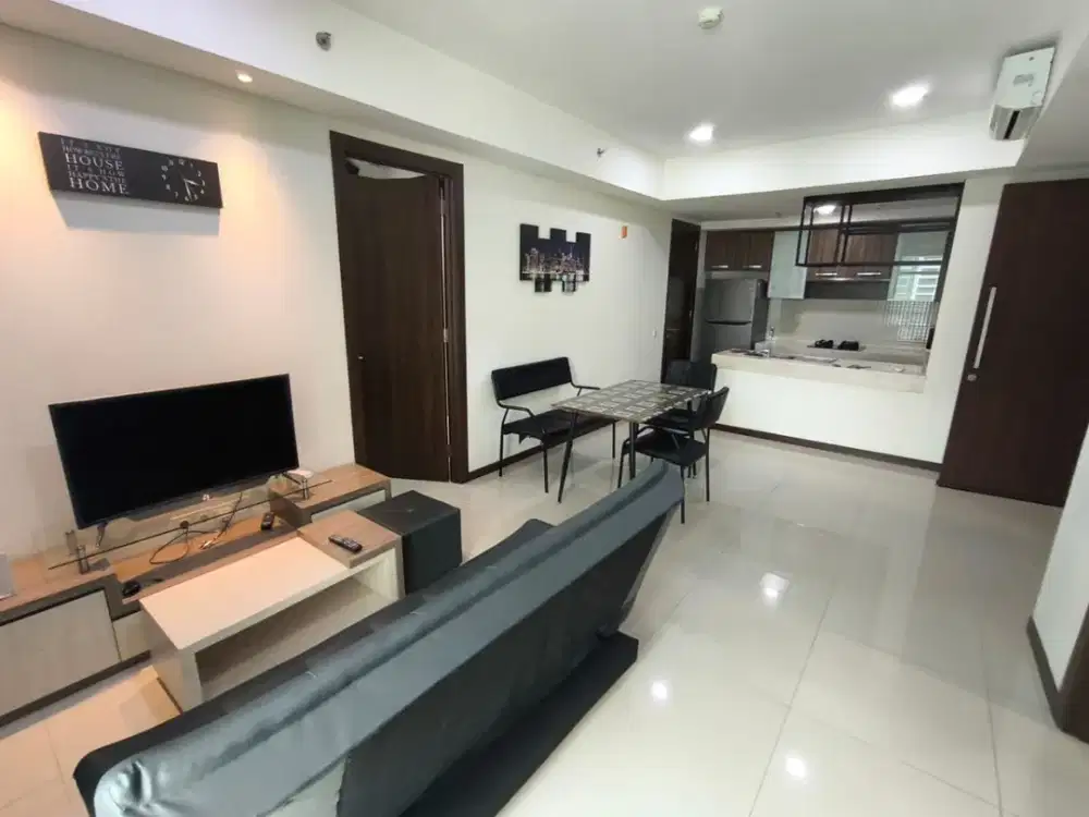 Disewakan Apartemen St. Moritz New Royal Suite Tower 2BR Bagus