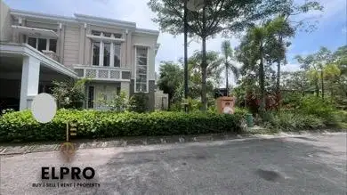 Rumah Hook 3.8 M Di Orchard Park